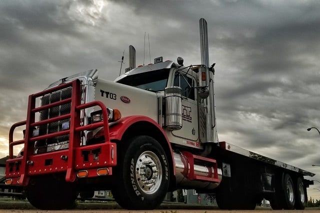 Deck Truck Light vehicle towing